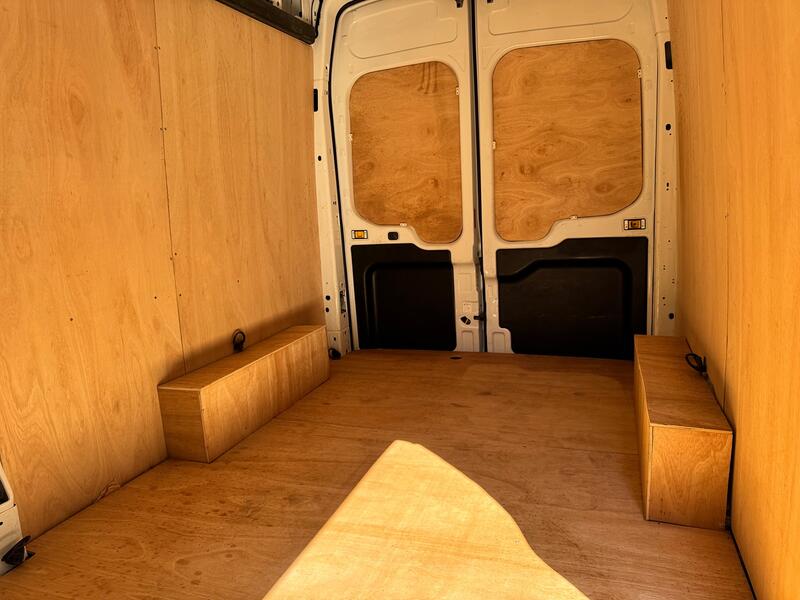 FORD TRANSIT