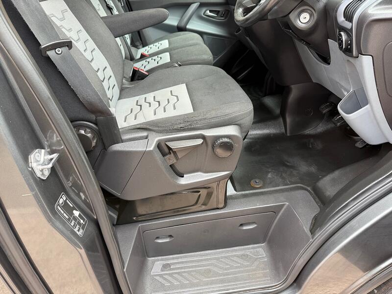 FORD TRANSIT CUSTOM