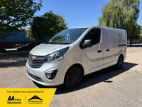 VAUXHALL VIVARO