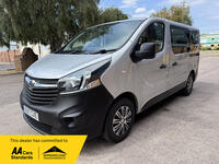 VAUXHALL VIVARO